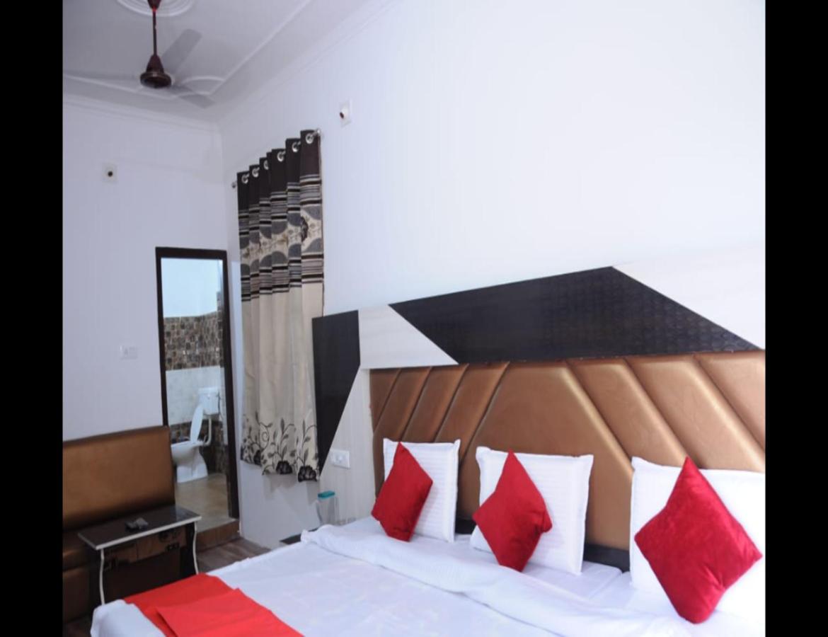 Hotel Lords Paradise Katra  Esterno foto