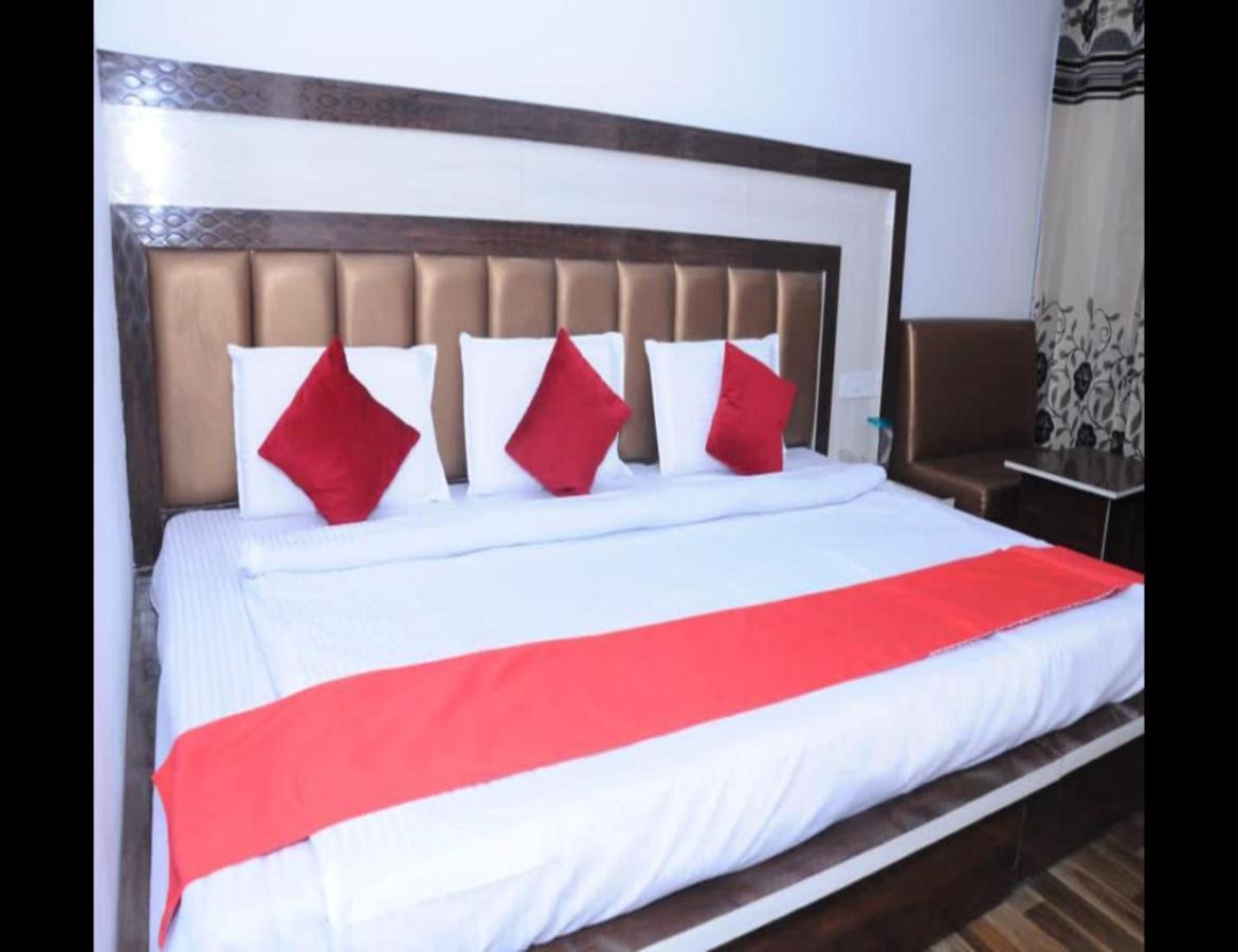 Hotel Lords Paradise Katra  Esterno foto