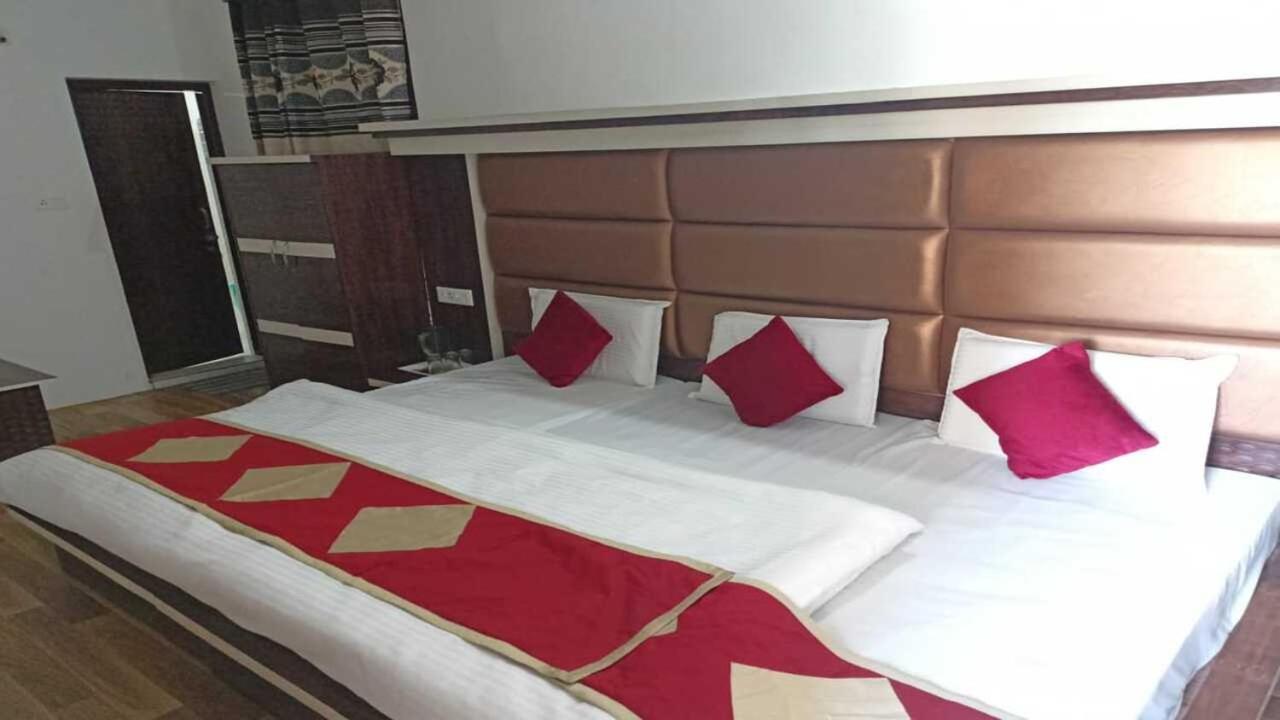 Hotel Lords Paradise Katra  Esterno foto