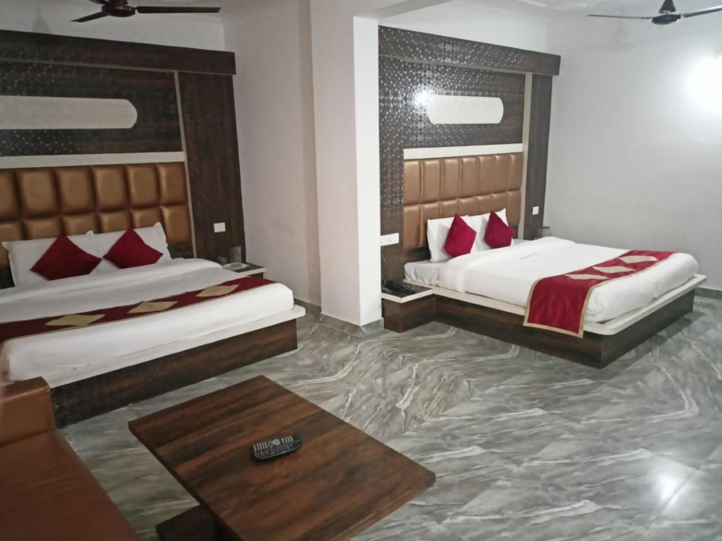 Hotel Lords Paradise Katra  Esterno foto